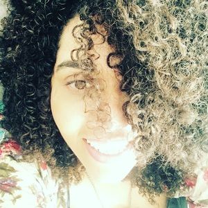 Meet your Posher, Natalia